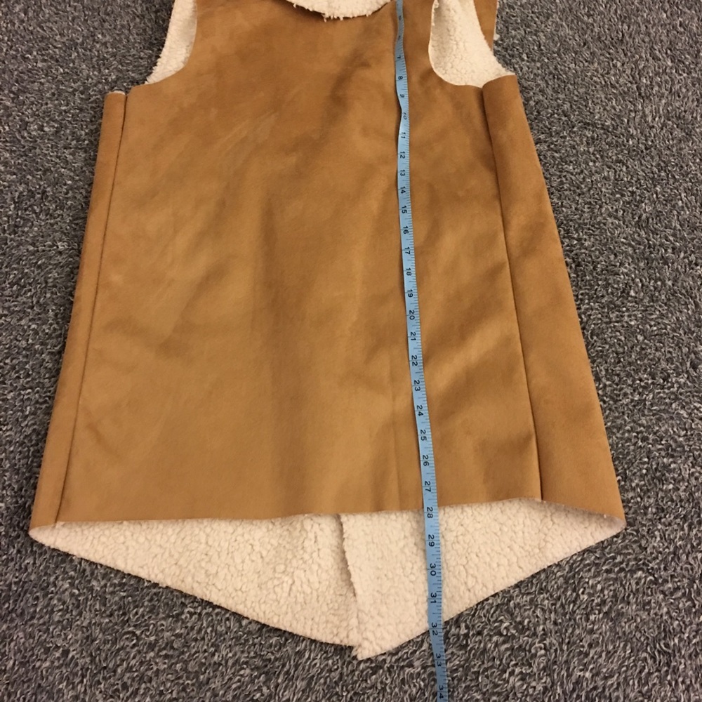 NWT | Vest | sherpa lined | open front - Picture 6 of 8